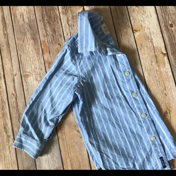 The Children’s Place-Light Blue Button Down - 4T - Picture 4 of 7